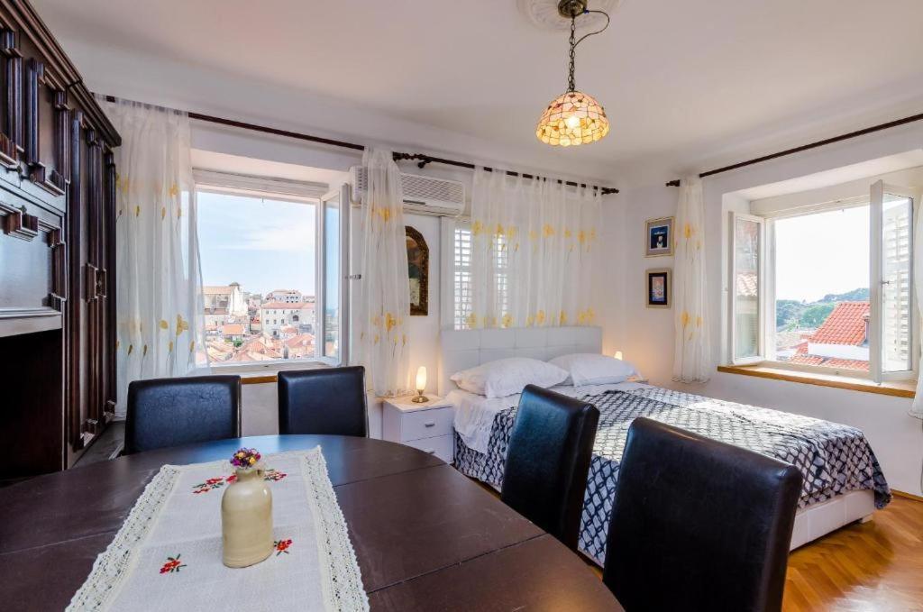 Apartment Ivona ドゥブロブニク エクステリア 写真